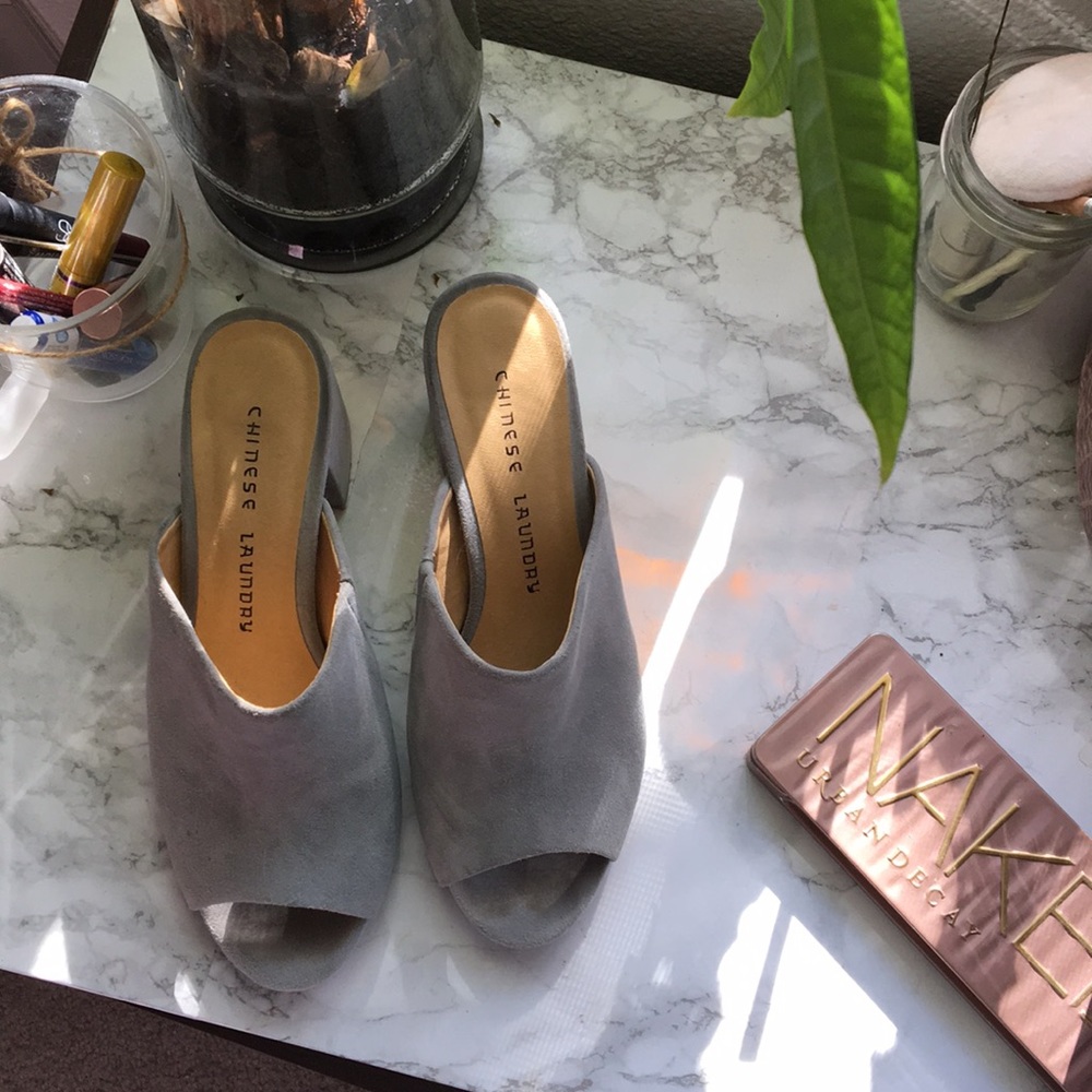 Chinese Laundry light grey suede mule block heels